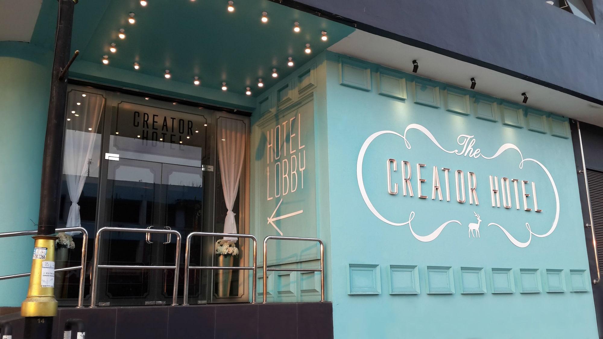 Creator Hotel Kulai Eksteriør billede