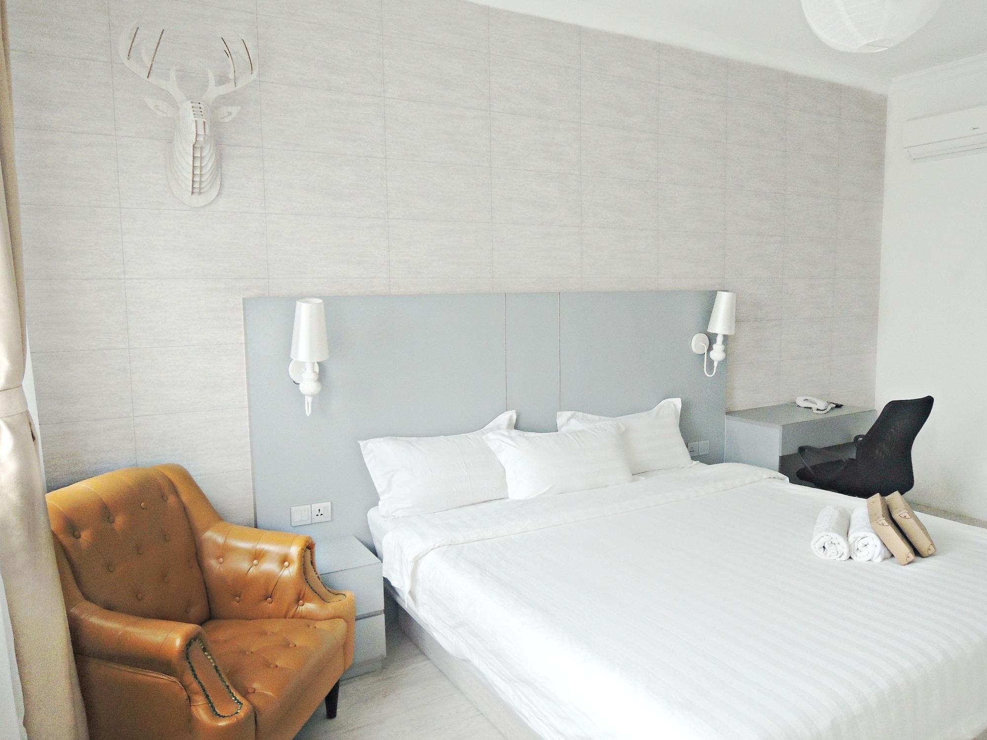Creator Hotel Kulai Eksteriør billede