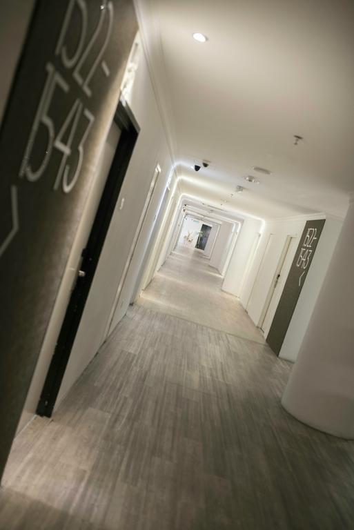 Creator Hotel Kulai Eksteriør billede